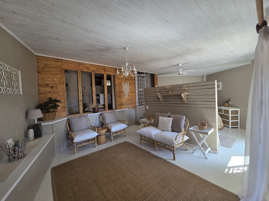 4 Bedroom Property for Sale in Trekoskraal Western Cape